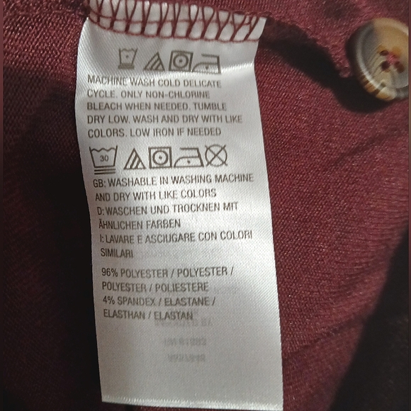 Denim & Co. Women's Burgundy Top - Picture 6 of 6